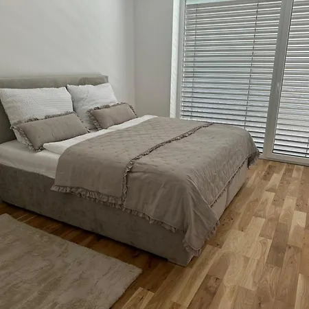 Apartment Luxury - Astro Dunajska Streda